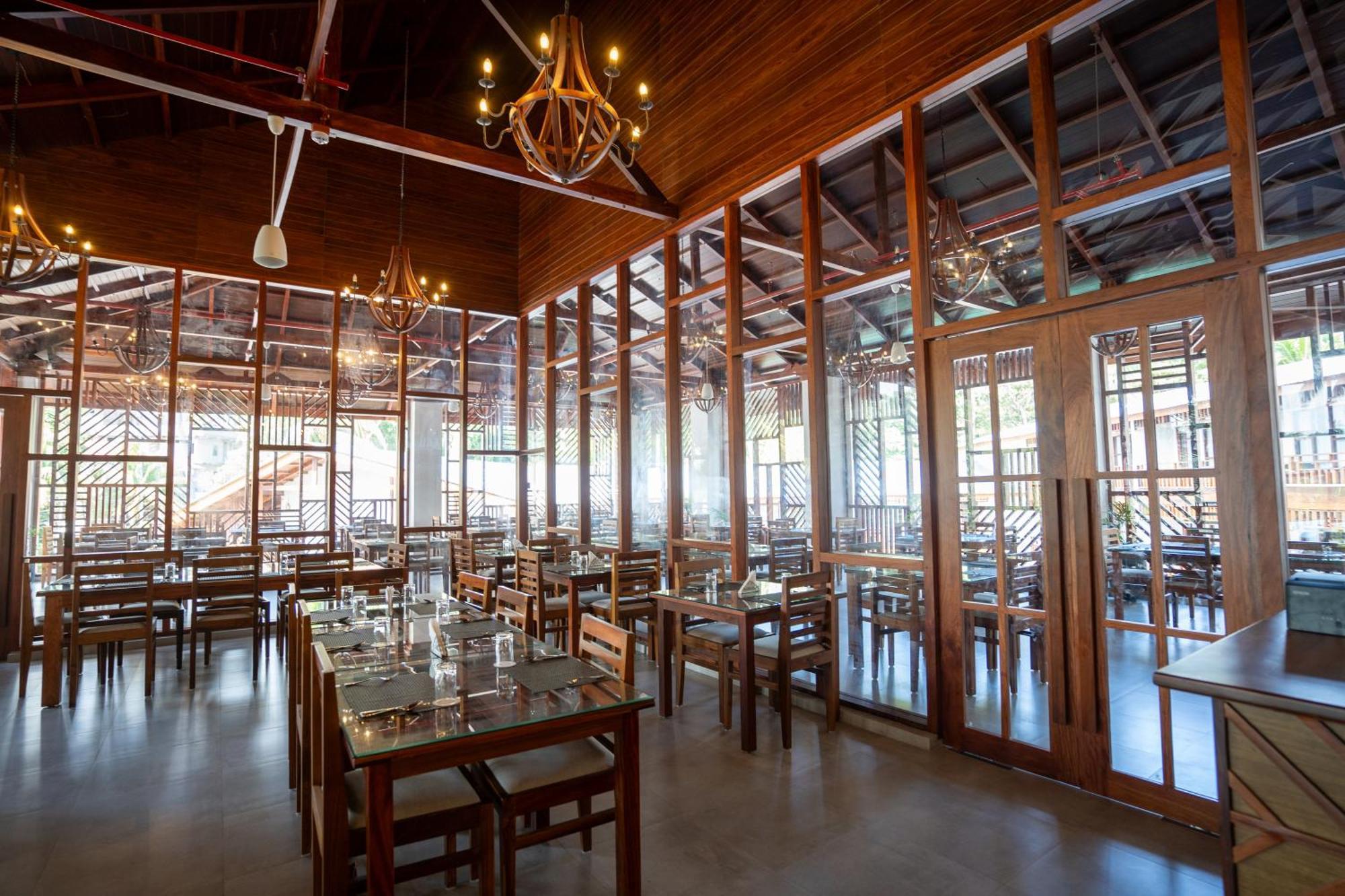 Hotel The Eden Port Blair Esterno foto