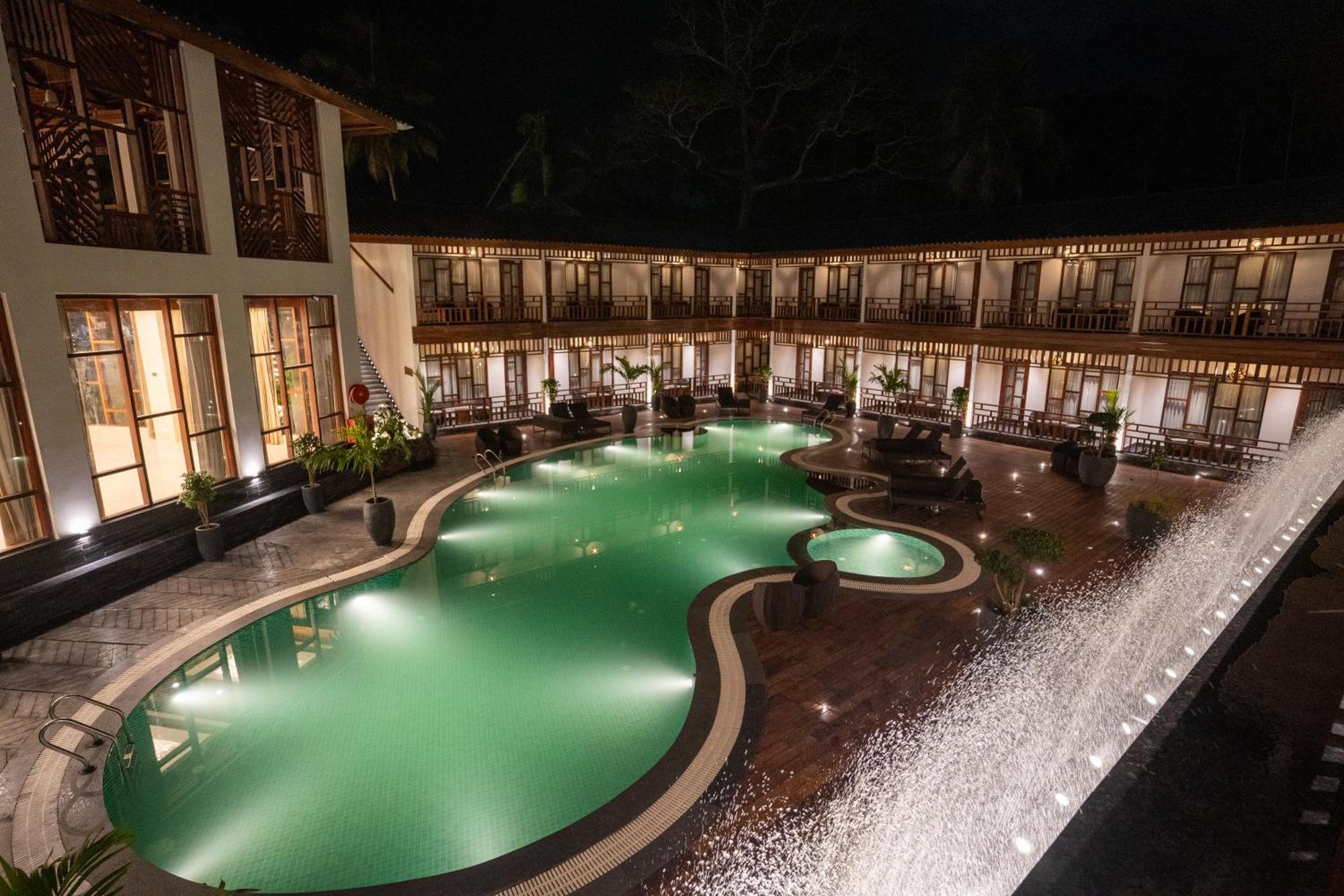 Hotel The Eden Port Blair Esterno foto